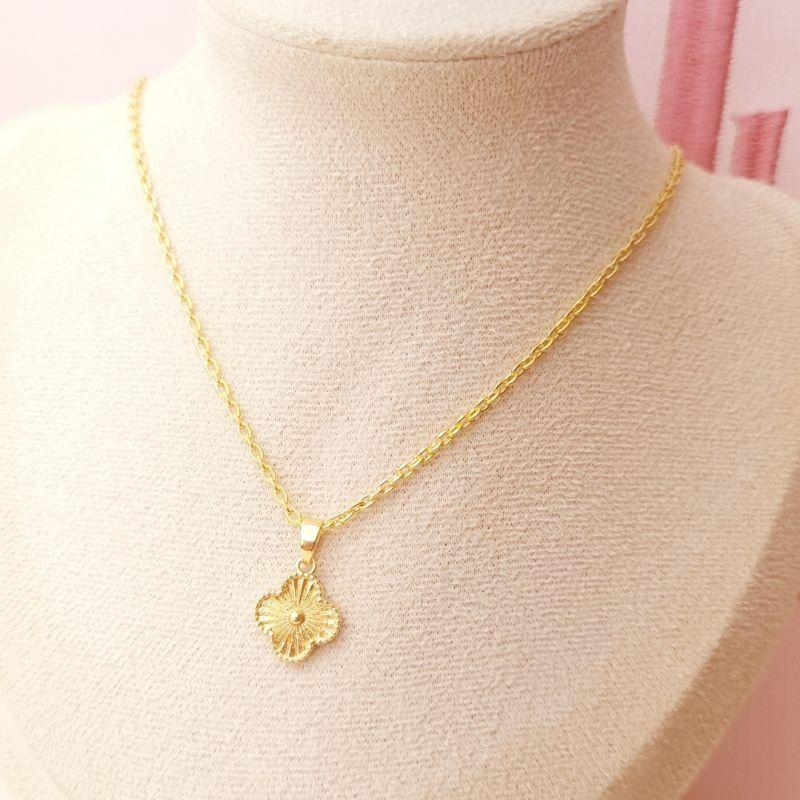 Colar VanCleef Dourada